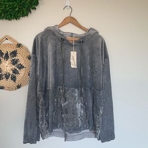 NWT Mystree | velvet terry gray pull over hoodie L